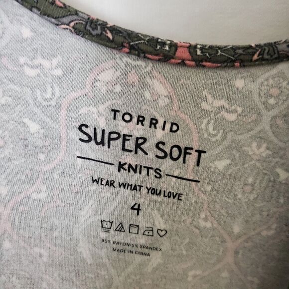 Torrid Super Soft Surplice Dolman Babydoll Tee Size 4 Tie Back Knit Top - Picture 6 of 6